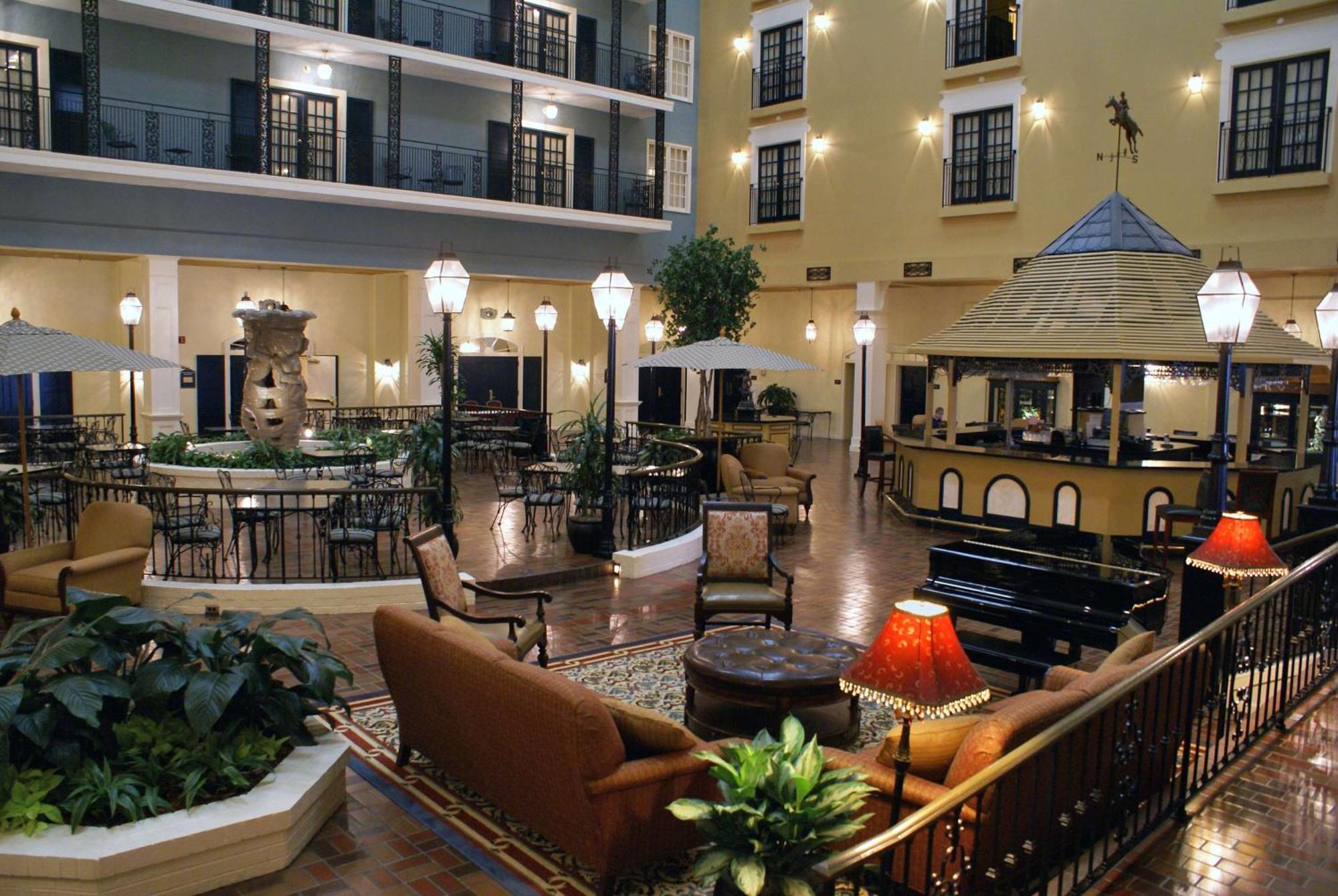 Doubletree Suites By Hilton Lexington Exteriér fotografie